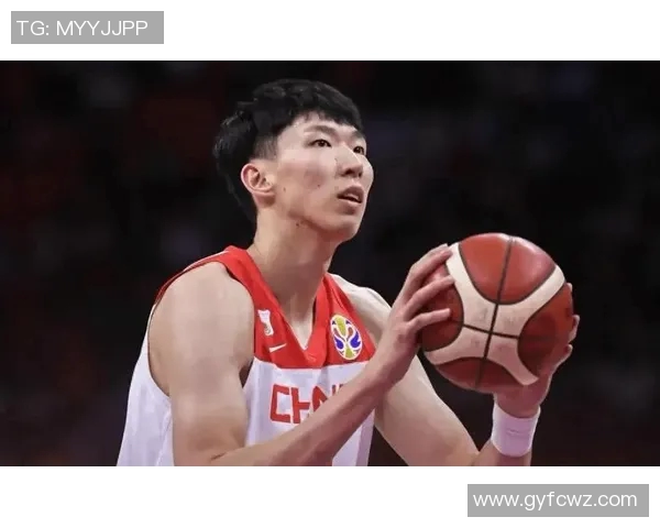 周琦在国际篮球舞台上的崛起与挑战：从青涩球员到国家队核心的奋斗历程