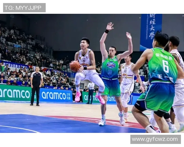 广东队与北控队2016年激战回顾及精彩瞬间分析